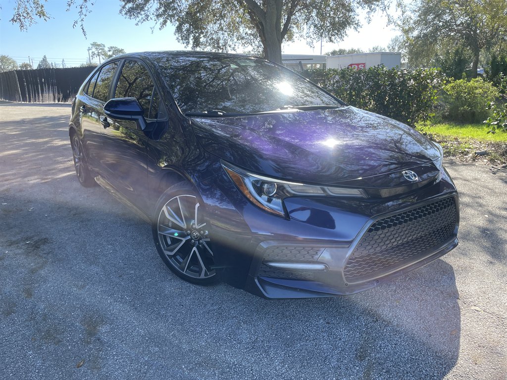 2020 Toyota Corolla SE's photo