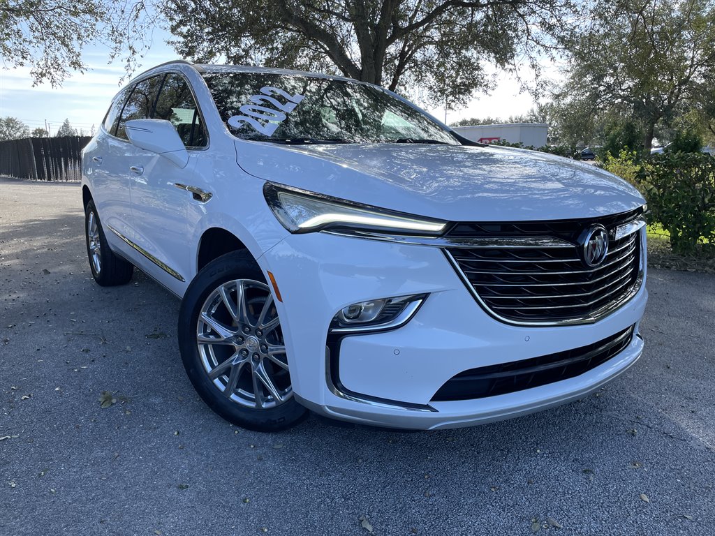 2022 Buick Enclave Premium's photo