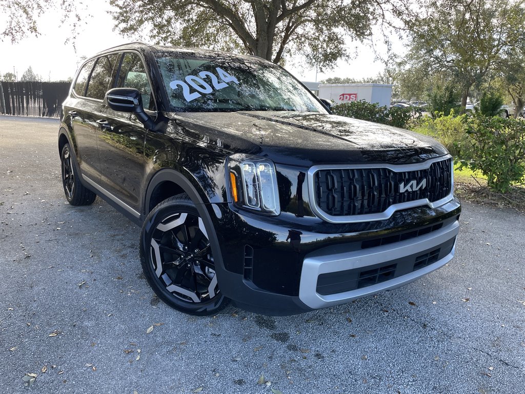 2024 Kia Telluride EX's photo