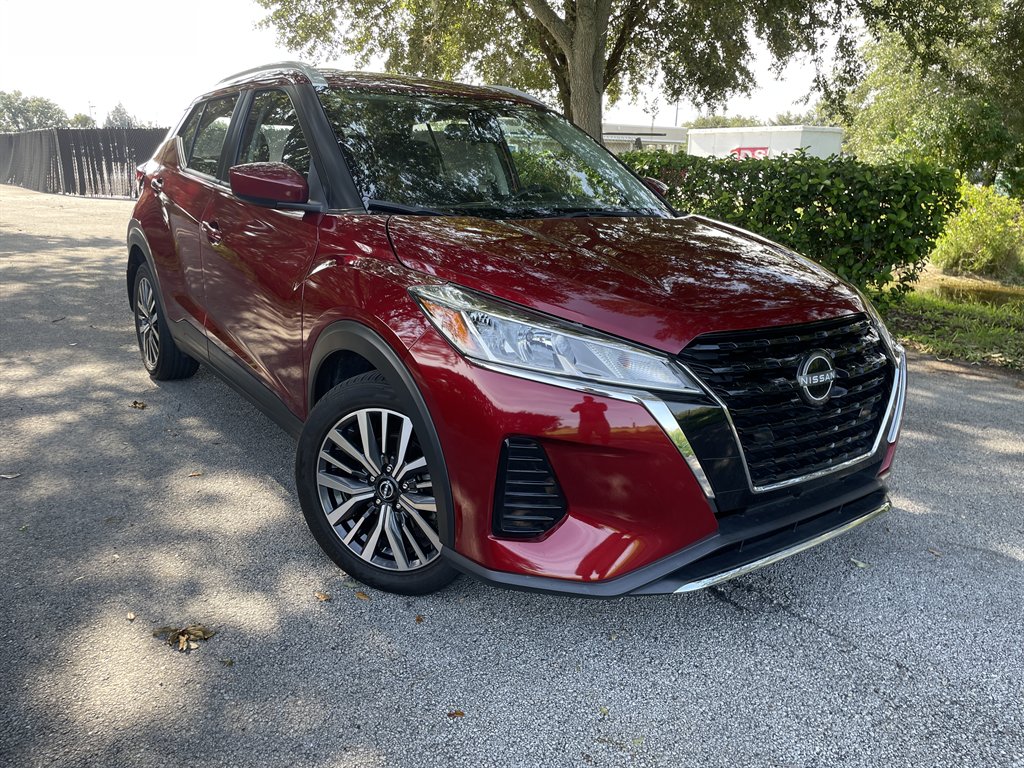 2022 Nissan Kicks SV's photo