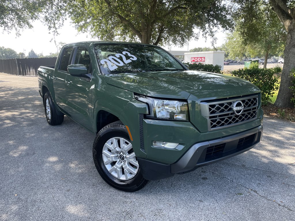 2023 Nissan Frontier SV's photo