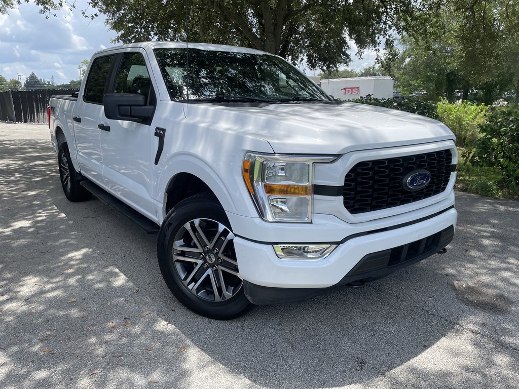2022 Ford F-150 XL's photo